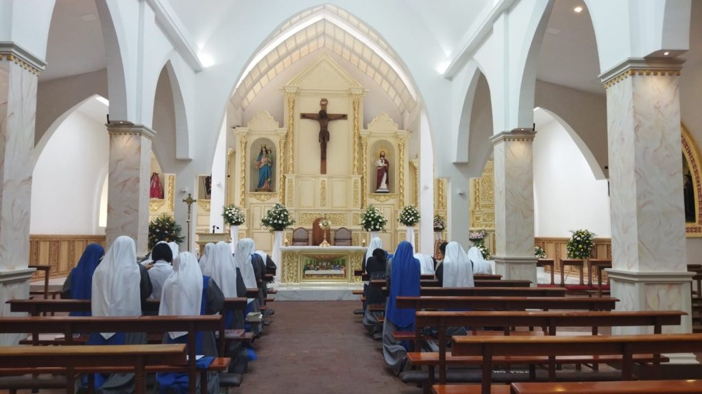 La comunidad católica participa de la Semana Santa.