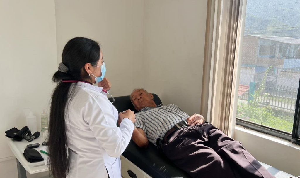 Cada usuario fue atendido por personal del Centro Médico.