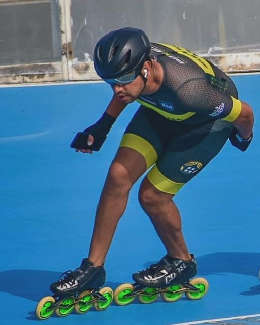 Marcelo Plasencia es entrenador de la disciplina de Patinaje.
