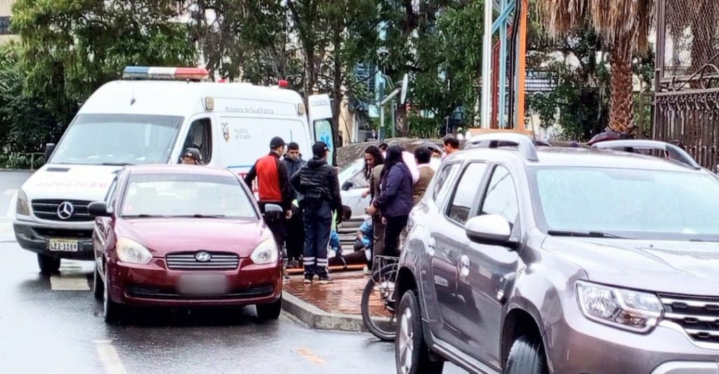 El niño, de 11 años, fue atendido por los paramédicos del Ministerio de Salud.