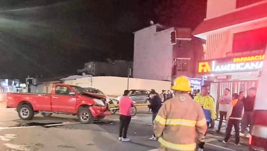 El accidente ocurrió a eso de las 22:30.