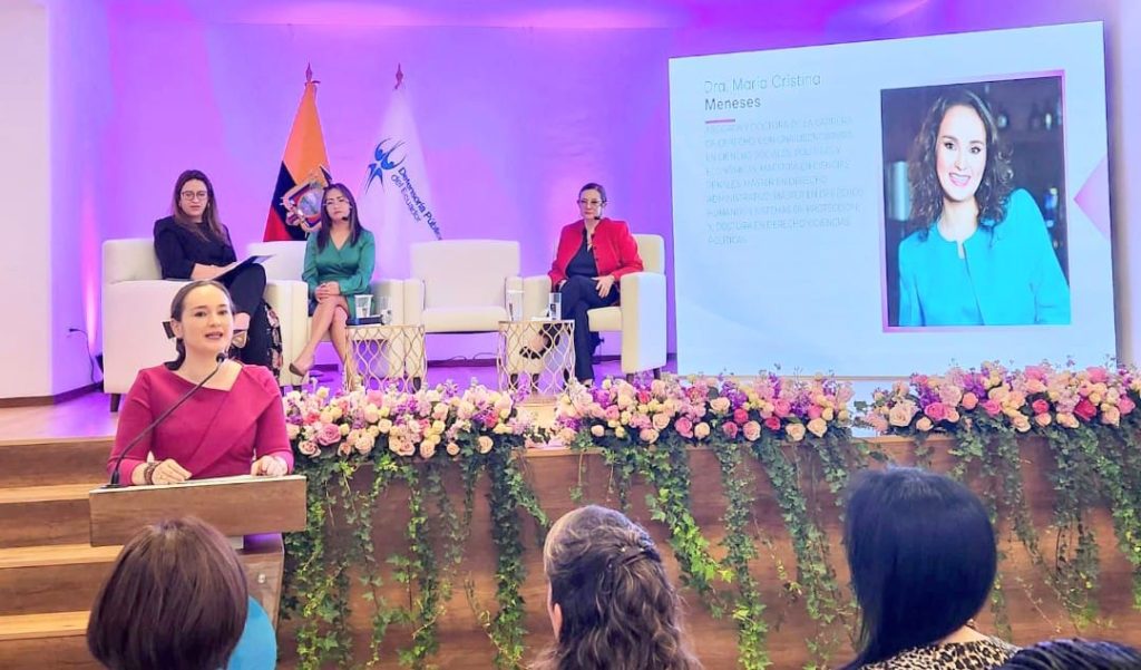 Cristina Meneses Sotomayor intervino en ‘Participación de las mujeres en el sistema de justicia ecuatoriano’.