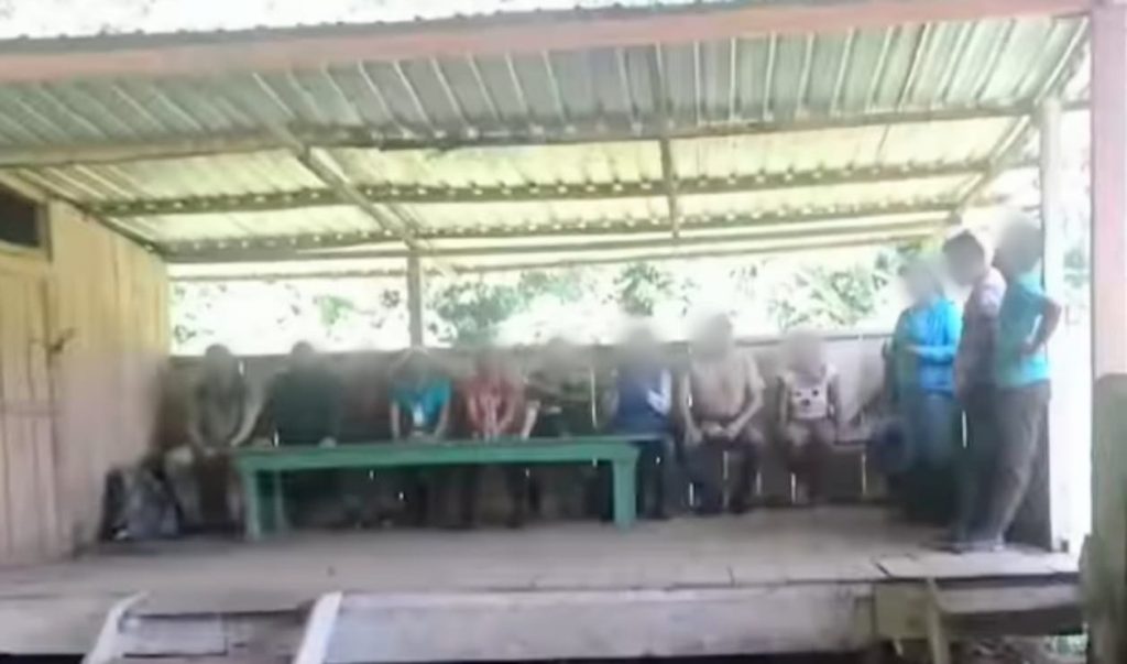 Los niños y adolescentes fueron puestos a buen recaudo.