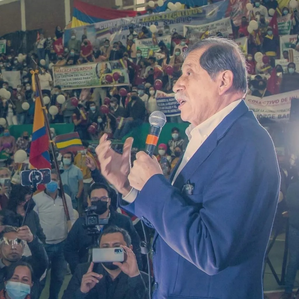 Fue uno de los políticos que más tiempo estuvo administrando el Municipio de Loja.