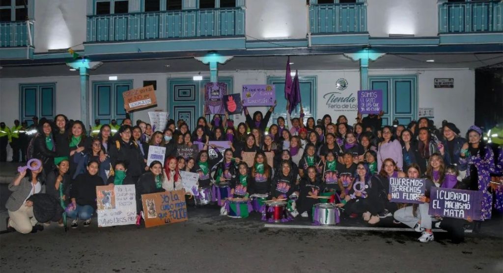 Son un grupo sólido que trabaja en favor de las mujeres.