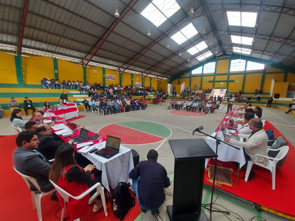 Seis horas y 20 minutos duró la Sesión de Cabildo.
