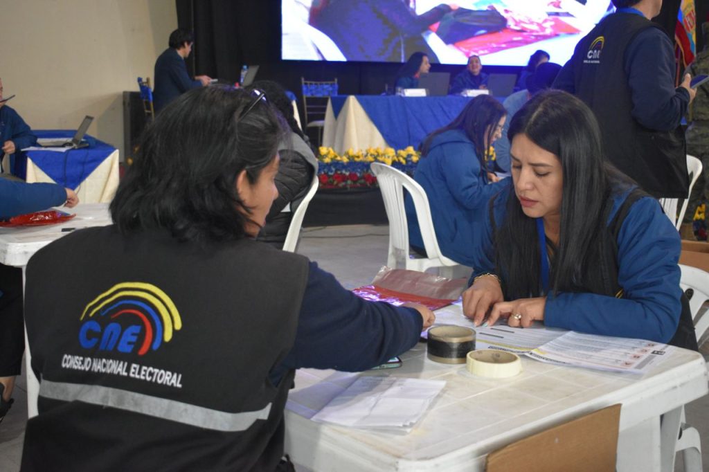 Hasta ayer, lunes 22 de abril, se preveía finalizar el proceso de revisión de actas con inconsistencias.