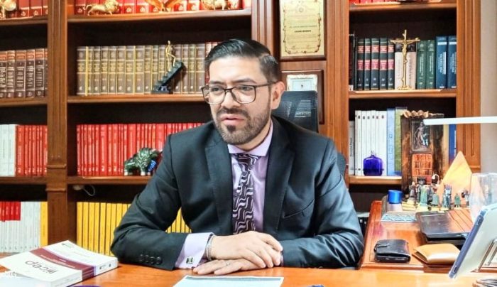 Jorge Jiménez Salinas es abogado del estudio jurídico Jiménez y Asociados.