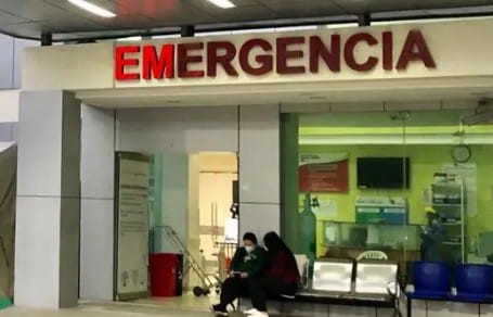 Él fue llevado al hospital Isidro Ayora. (fotografía referencial)