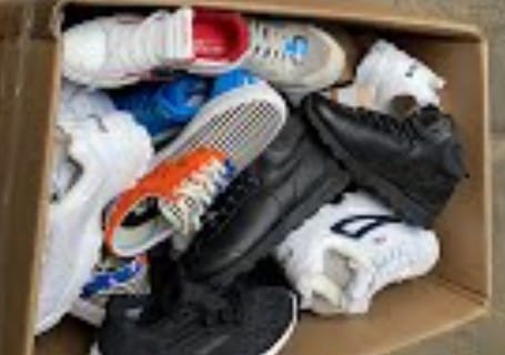 Los zapatos de marca que el ciudadano quiso lucir sin haberlos comprado.