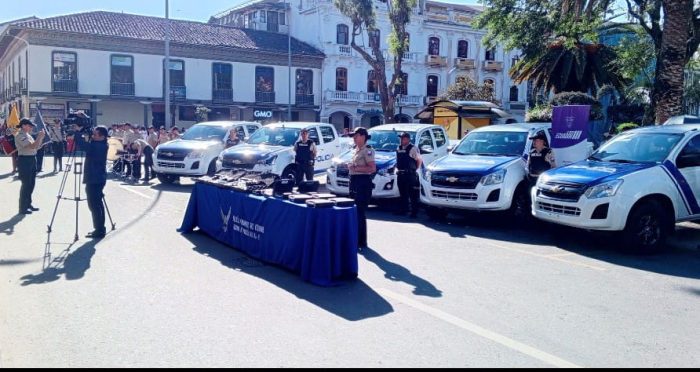 En el parque Central fue la entrega-recepción de los insumos logísticos.