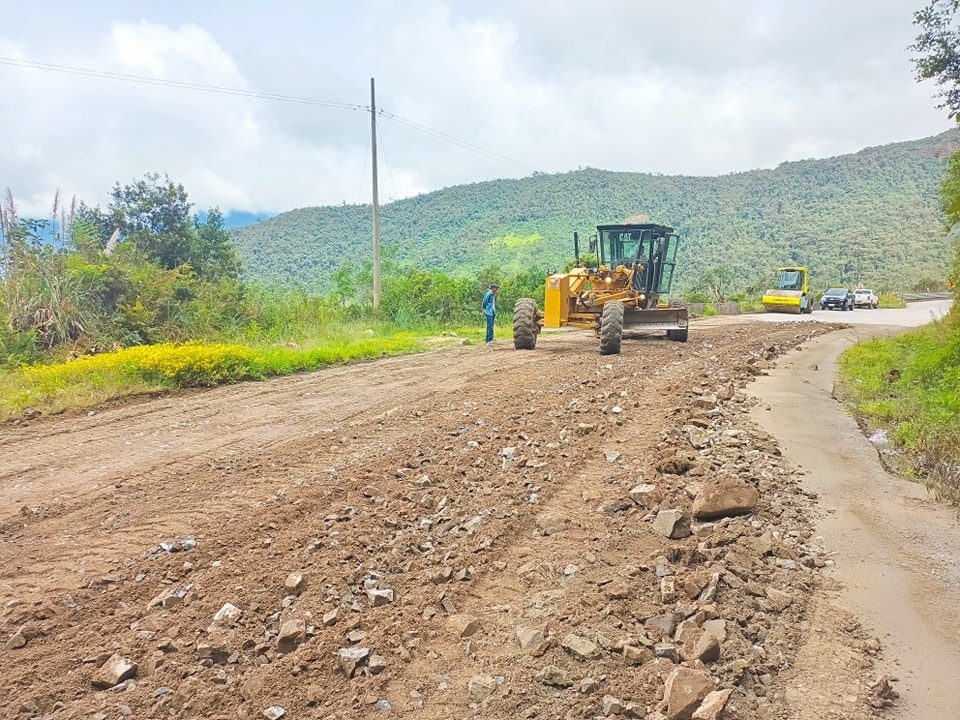 En la vía se realizan actividades de mitigación por parte de los municipios de Chinchipe y Palanda, así como de la Prefectura.