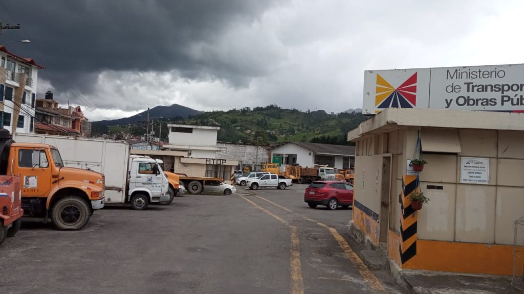 Los vehículos y maquinaria de la entidad se encuentran en los talleres del MTOP-Loja, en el norte de la ciudad.