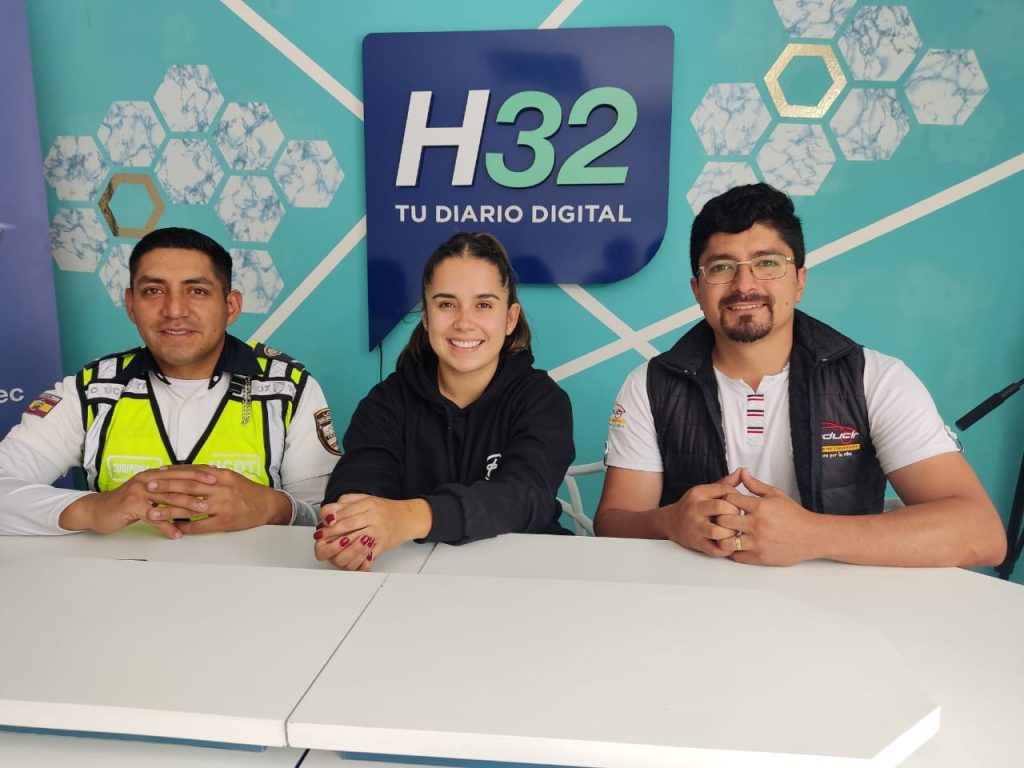 Luis Eduardo Curipoma, UCOT; Renata Moncada, Escuela de Patinaje, y Jonathan Torres, de Conducir, están al frente de la organización.