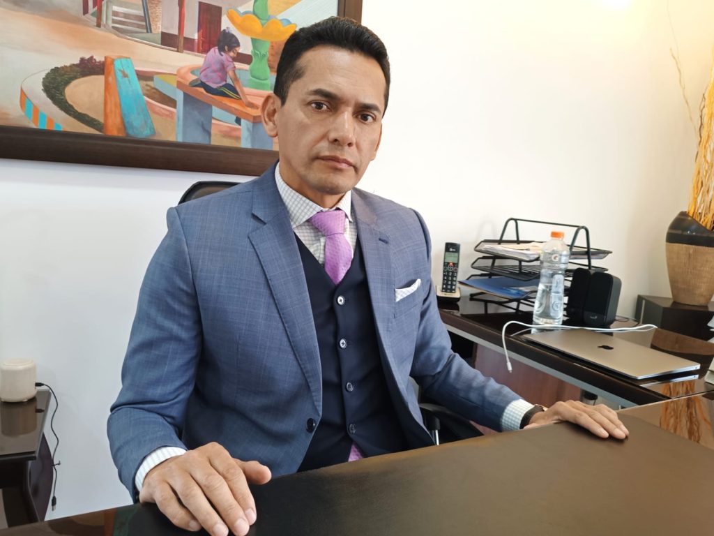 El profesional del Derecho, Francisco Manzanillas, cuenta que se ha librado una batalla legal desde 2016 hasta la presente fecha