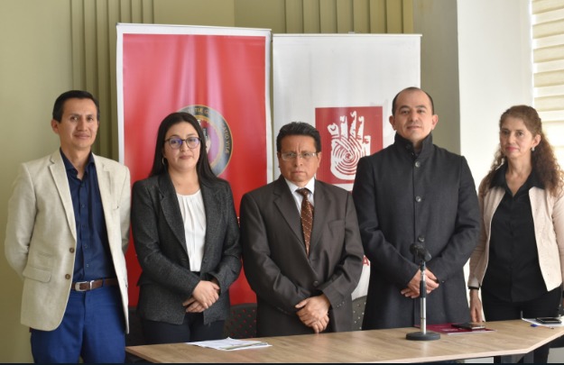La presentación de las convocatorias se realizó este martes 23 de abril, en la CCE-Loja.