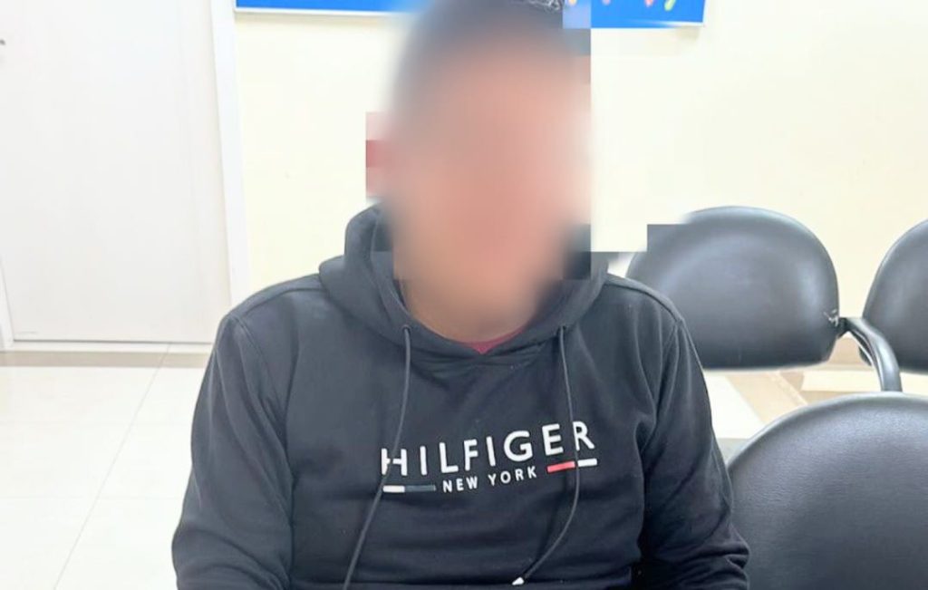 El ciudadano fue detenido en delito flagrante.