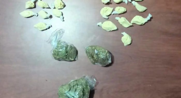 La droga que la Policía Nacional encontró a la procesada.