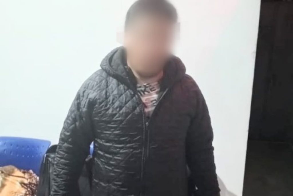 El ciudadano fue detenido por los uniformados.