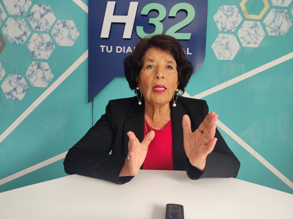 Cecilia Flores Méndez, rectora del Instituto Superior Tecnológico Universitario del Transporte.