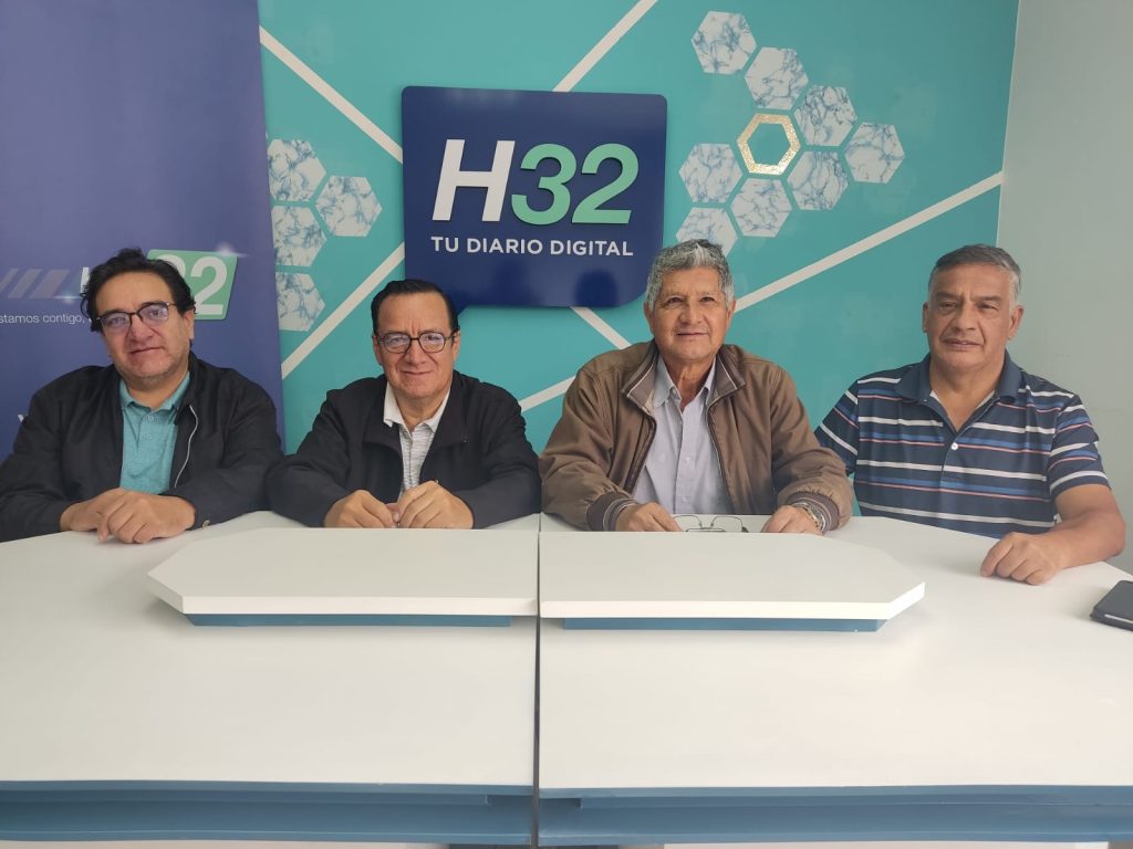 La comisión de exalumnos manifiesta que el aporte permitirá plasmar una obra en beneficio de la niñez de la escuela fiscal.