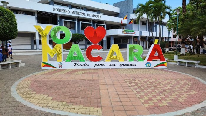 La exautoridad municipal manifiesta que es necesario impulsar el libre comercio en ese sector lojano.