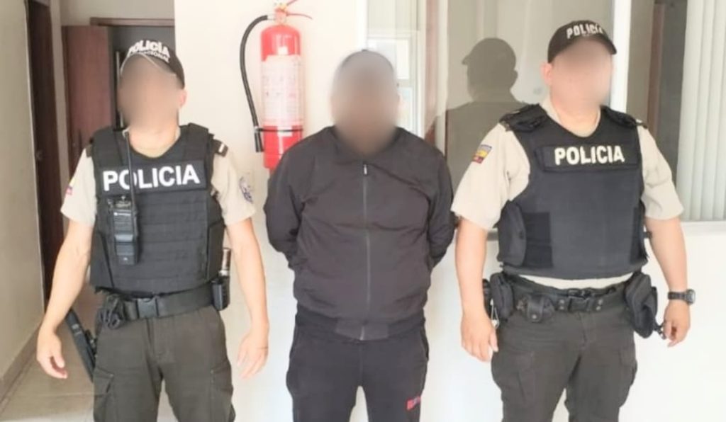 En la ciudad de Cariamanga, capital del cantón Calvas, la Policía Nacional capturó al sentenciado.