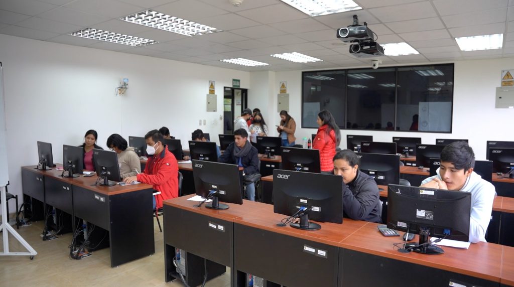 La entidad superior permite el acceso a 2.572 bachilleres.