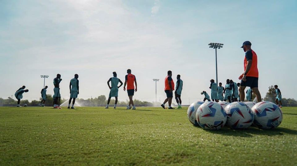 El equipo ecuatoriano tiene su plantilla completa para saltar a la cancha.