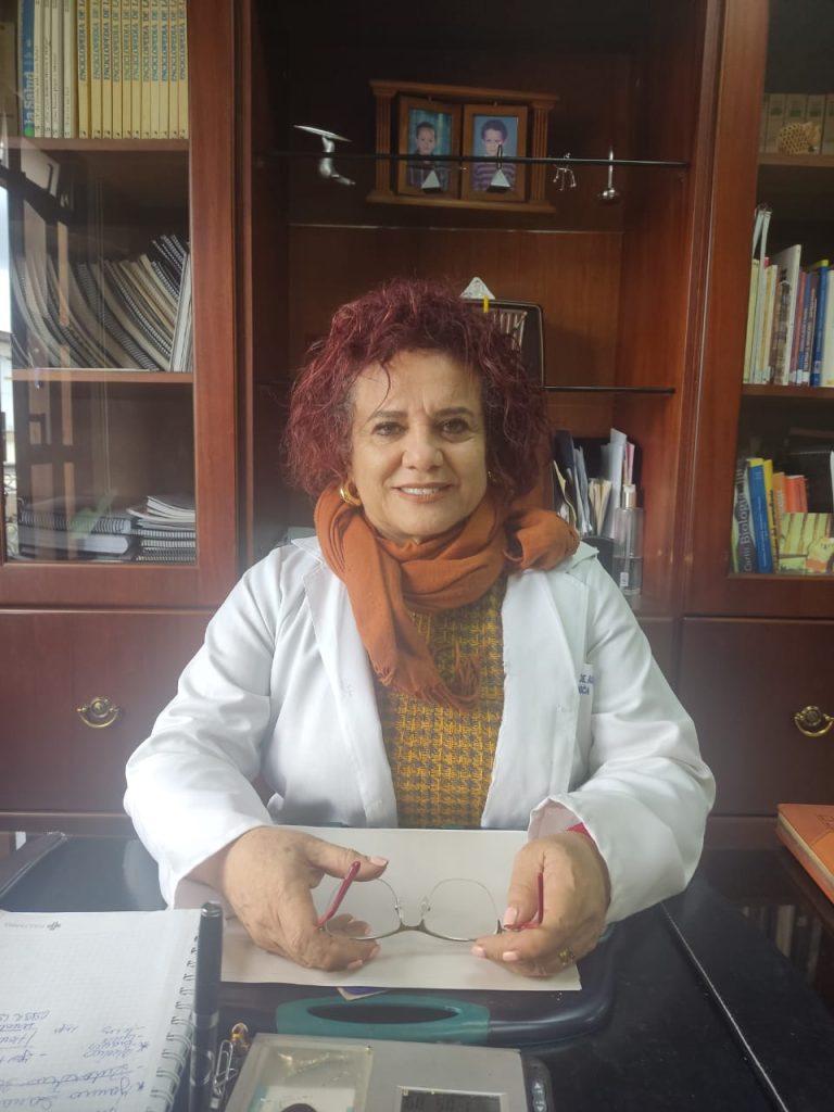 Lorena Celi Astudillo, presidenta del Colegio de Psicólogos Clínicos de Loja.