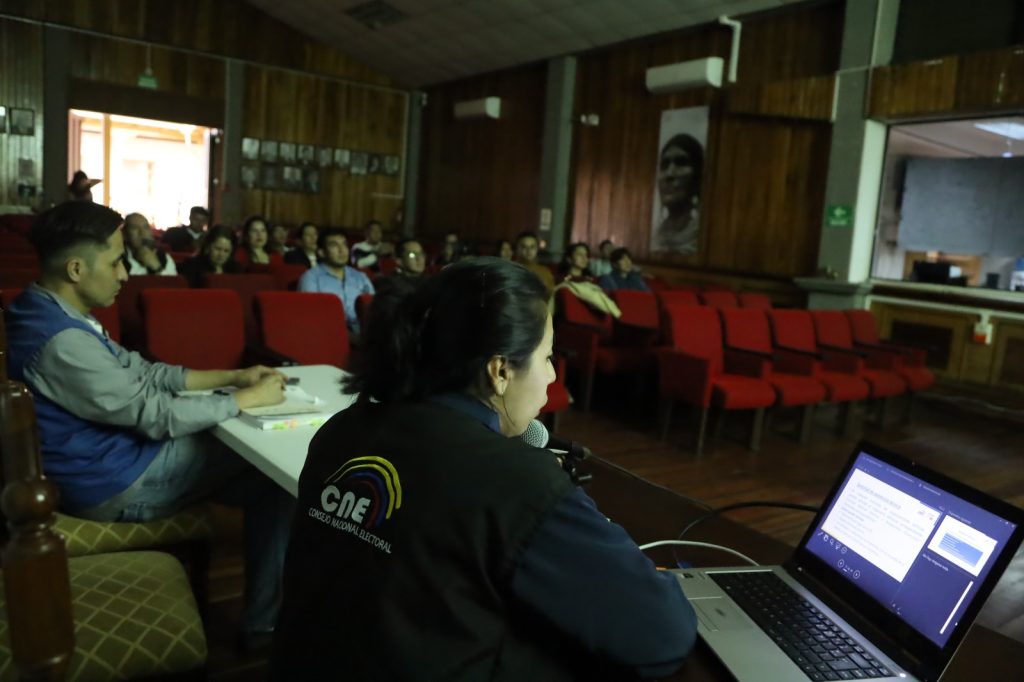 El trabajo continúa para cumplir con el proceso electoral.