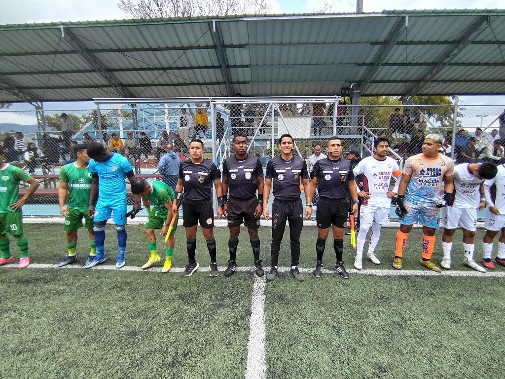 El primer encuentro fue bastante atractivo.