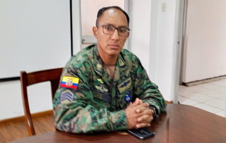 Wilson Ruiz González, jefe del Centro de Movilización Loja (e), indica que el acuartelamiento dura un año.