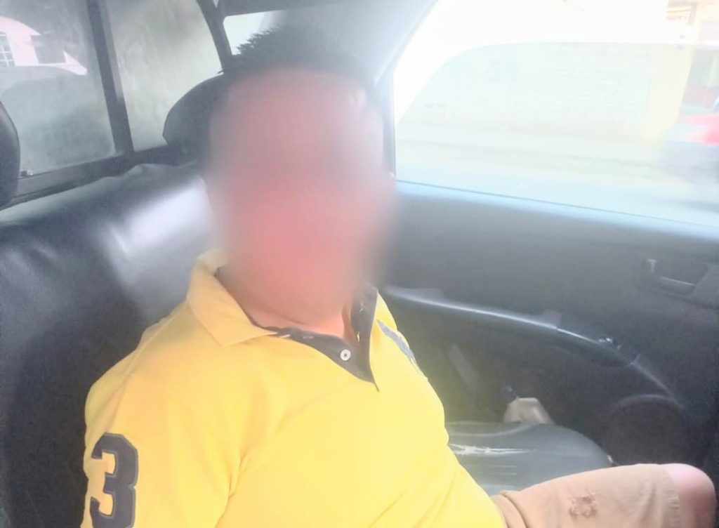 El ciudadano transportaba 20 gramos de esa sustancia.