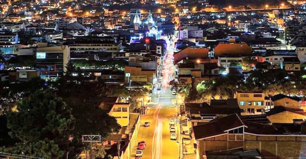 En un barrio de la localidad la Policía Nacional detuvo a los ciudadanos extranjeros.
