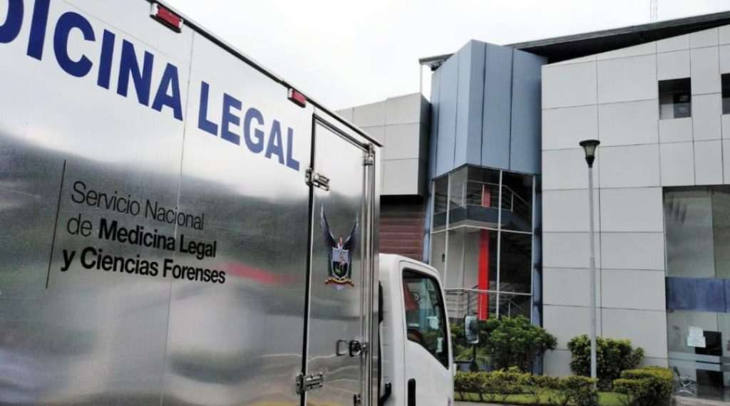 El ciudadano fue llevado a la morgue del Servicio Nacional de Medicina Legal y Ciencias Forenses, del Ministerio del Interior.