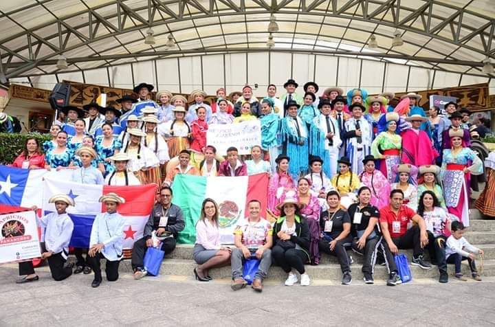 La agrupación, con experiencia en festivales internacionales, ha participado anteriormente en eventos en Colombia, Perú y Bolivia.