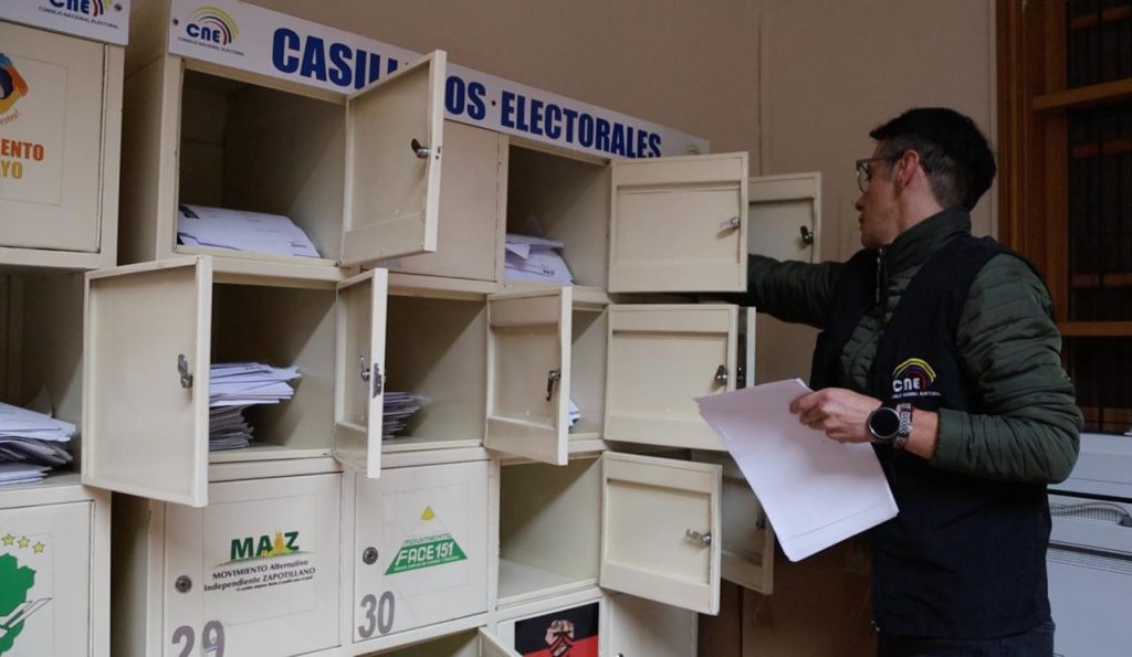 Son 152 candidatos entre principales y alternos.