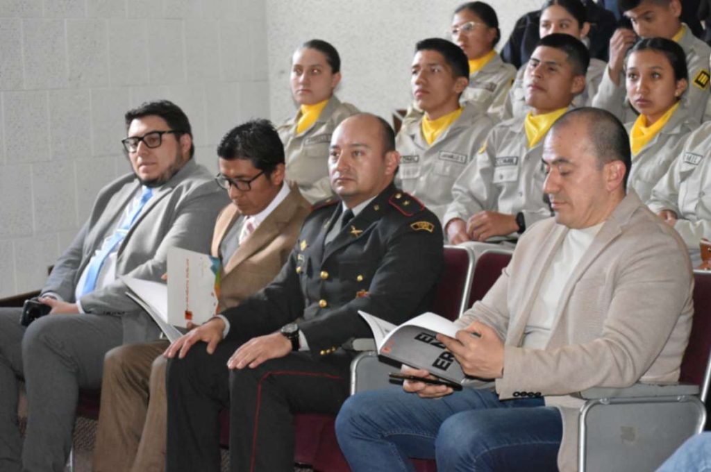 La obra suma el apoyo de distintas entidades culturales y educativas.