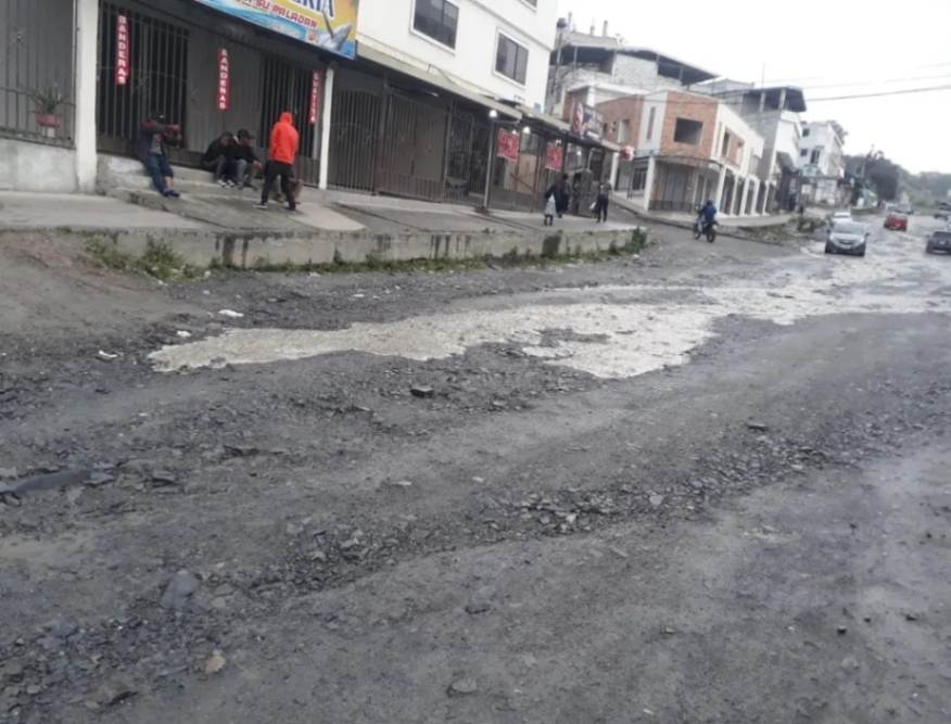 La ciudadela Pitas II afronta varios problemas por sus calles en mal estado.