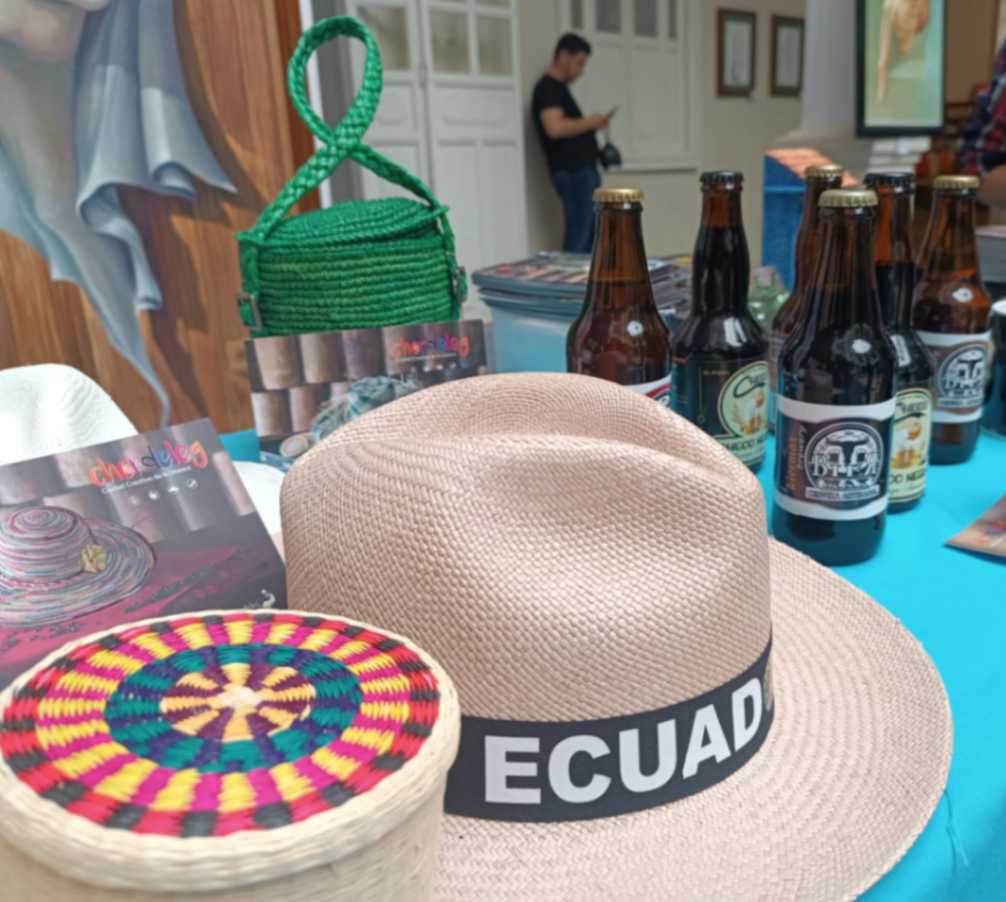El cantón azuayo se distingue por sus artesanías.