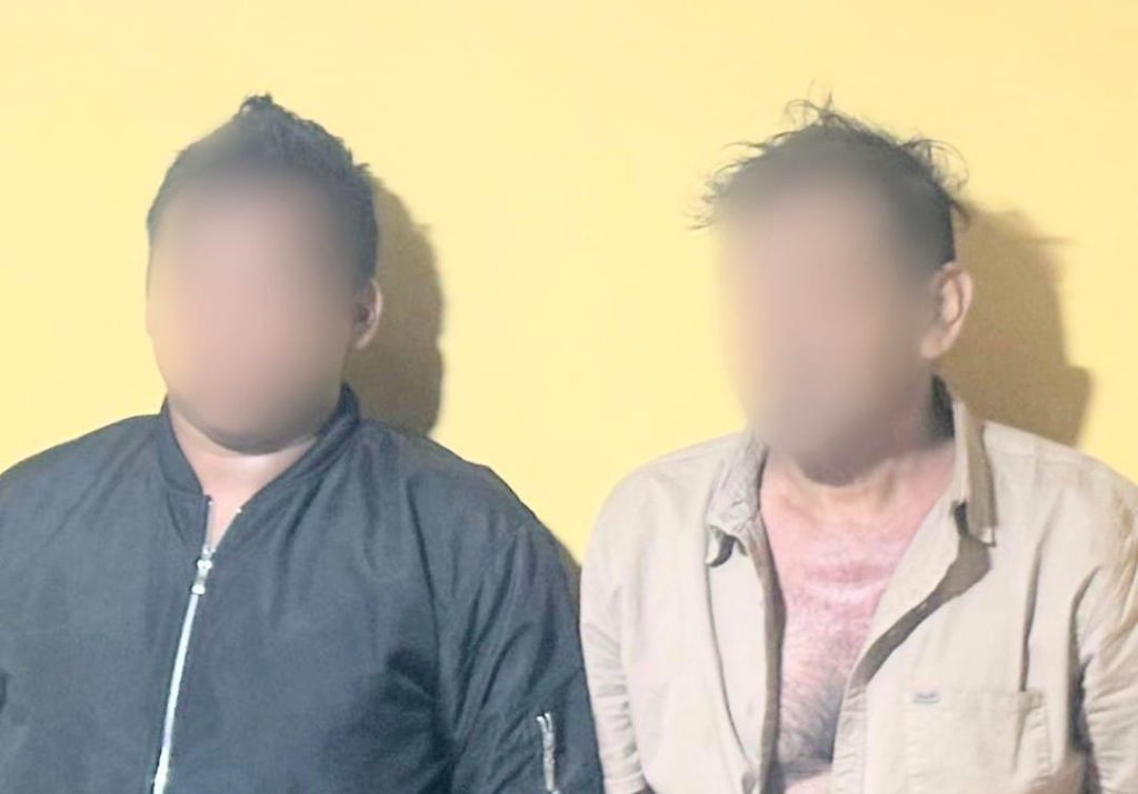 Ellos no probaron con documentos la propiedad de los objetos decomisados.