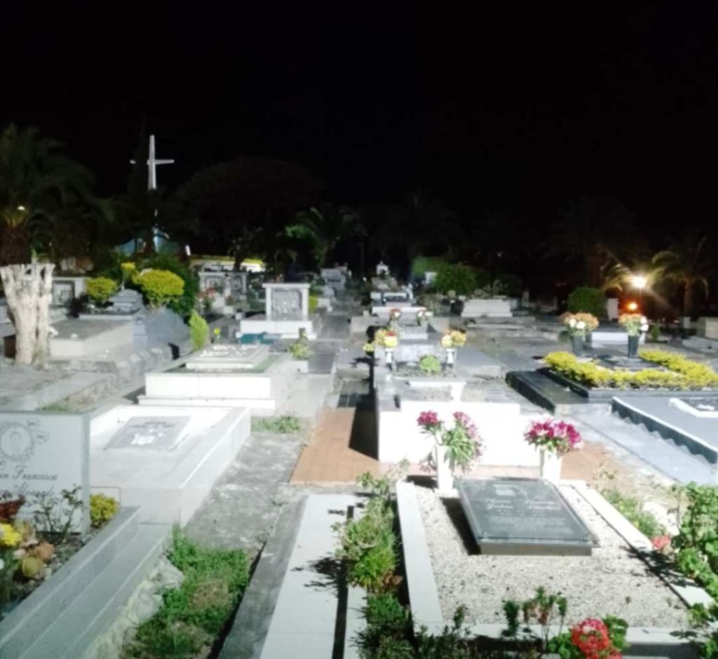 Se realizaron trabajos de iluminación para los familiares que suelen ir en la noche.