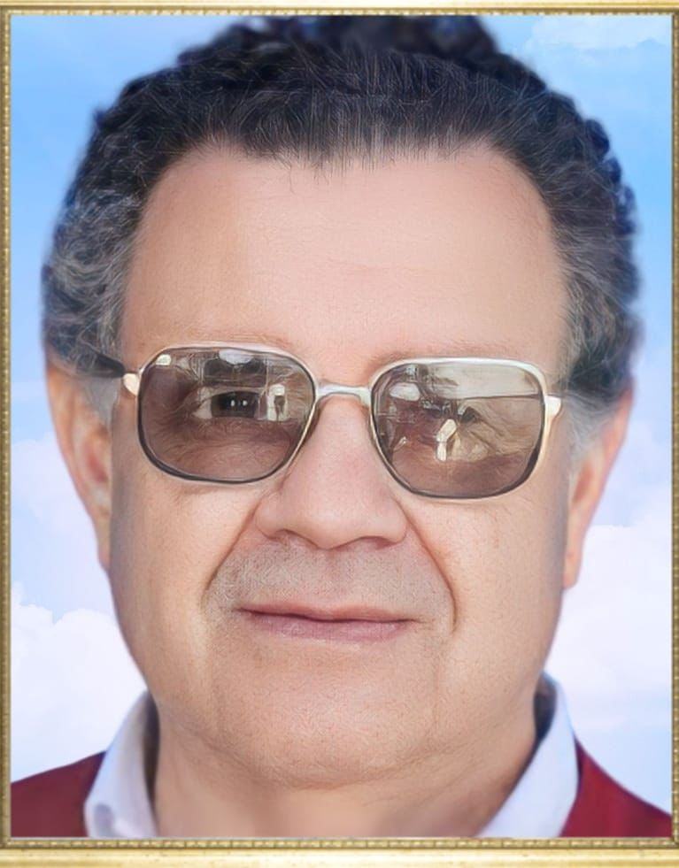 En su honor se levantó una capilla ardiente hacia donde acudió la ciudadanía en general.