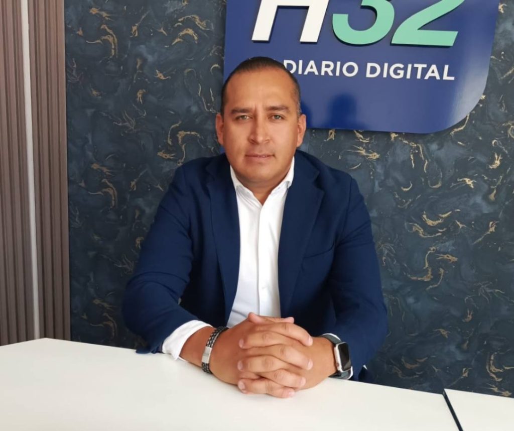 Kleber Tenesaca Martínez, docente e investigador de la Carrera de Contabilidad y Auditoría de la UTPL.