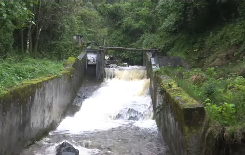 Se hace un llamado, una vez más, al ahorro del líquido vital.