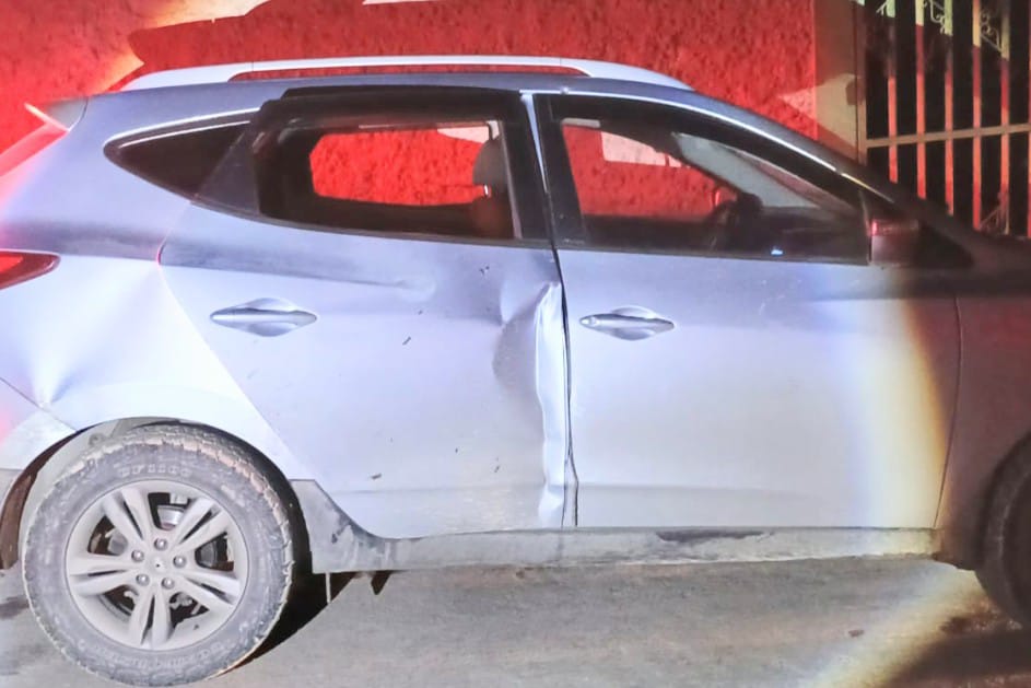 El vehículo desde donde dispararon a Luis M. M. se involucró en un choque y fue abandonado.