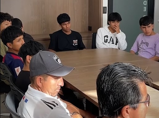 La delegación espera conseguir que el pedido se materialice.