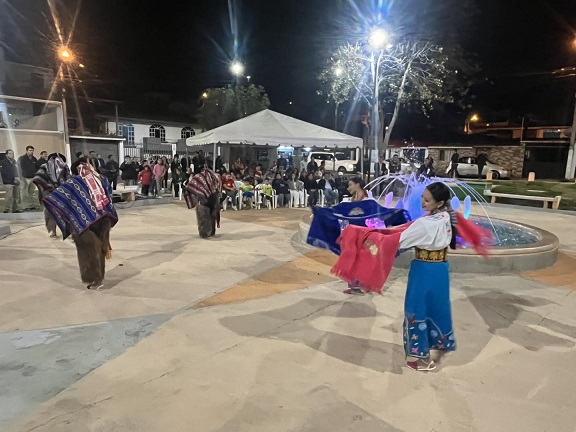 En Yaguarcuna se realizó un evento para entregar la obra.