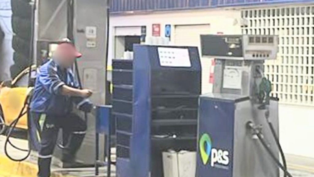 El robo se habría cometido a eso de las 00:30 del último sábado.